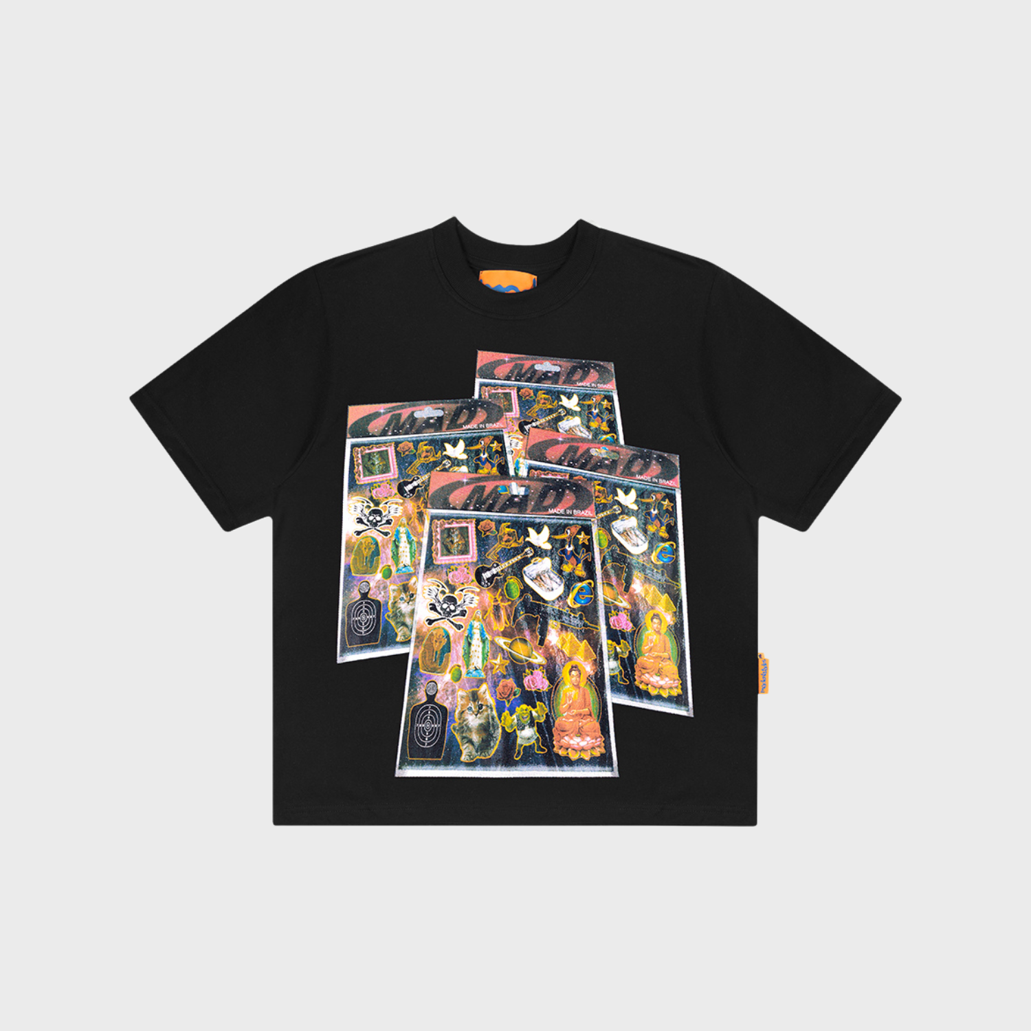 Camiseta MAD Feito no Brasil - Preto