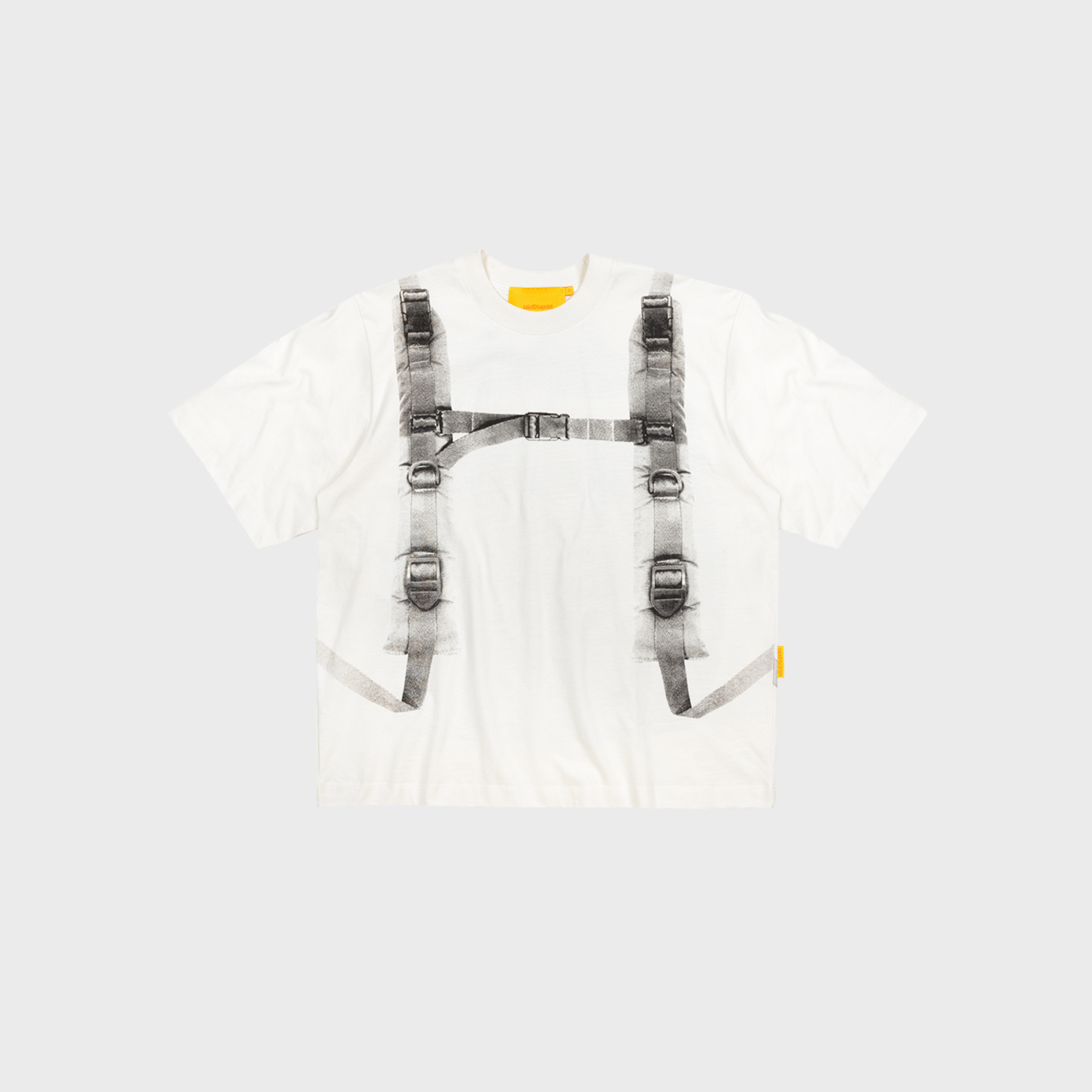 CAMISETA MAD ENLATADOS BOXY MOCHILA OBAMA - OFF WHITE
